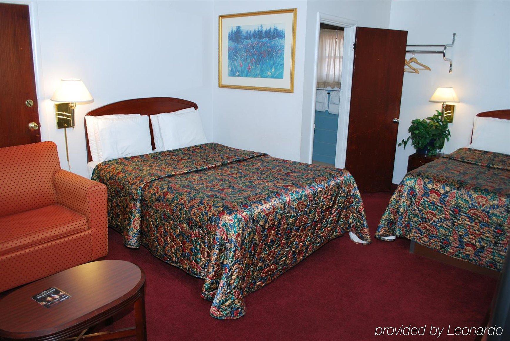 Majestic Inn & Suites Klamath Falls Rum bild